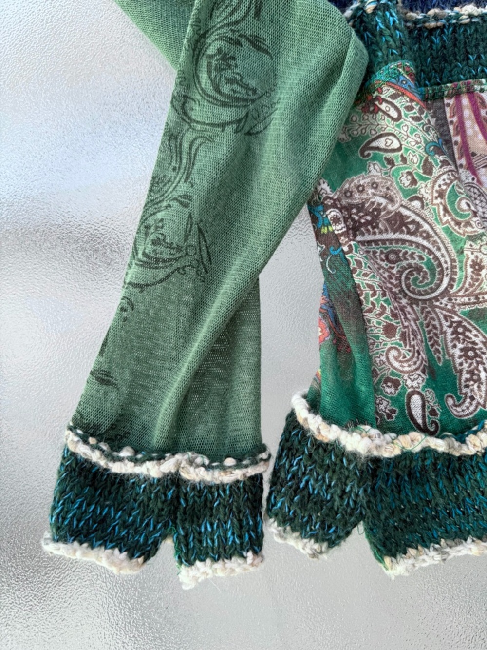 Kaktus Y2K Green & Blue Paisley Floral Printed Mesh Zip Front Top ~ Women’s M/L - Picture 7 of 10